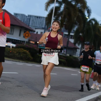 Runner Photo 1789003