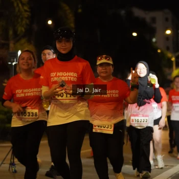 Runner Photo 1789153