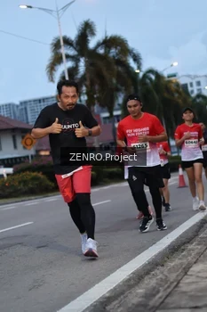 Runner Photo 1789203