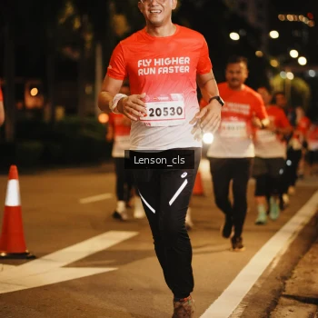 Runner Photo 1789338