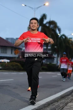 Runner Photo 1789453