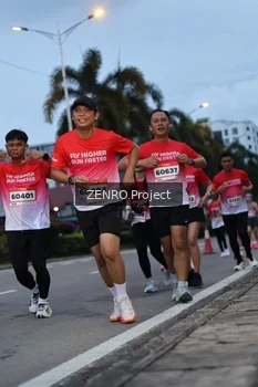 Runner Photo 1789718