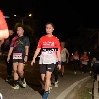 Runner Photo 1789757