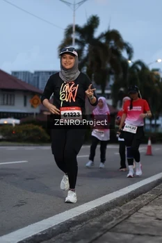 Runner Photo 1789947