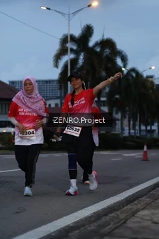 Runner Photo 1789973