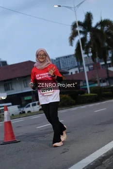 Runner Photo 1790042