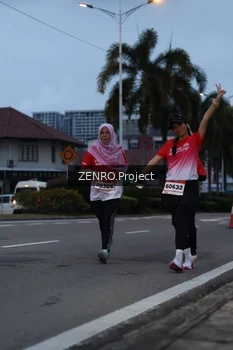 Runner Photo 1790044