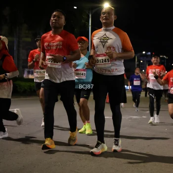 Runner Photo 1790113