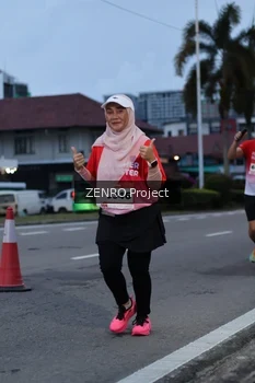 Runner Photo 1790138