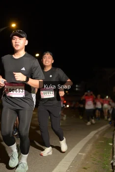 Runner Photo 1790307