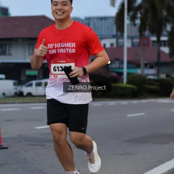 Runner Photo 1790399