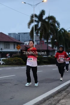 Runner Photo 1790435