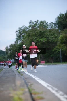 Runner Photo 1790495