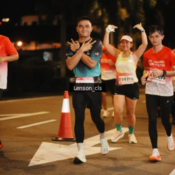 Runner Photo 1790601