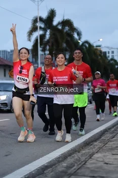 Runner Photo 1790612