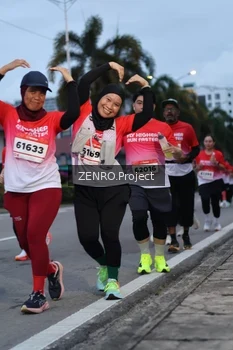 Runner Photo 1790643