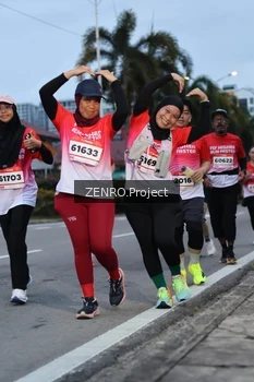 Runner Photo 1790646