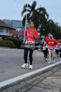 Runner Photo 1790668