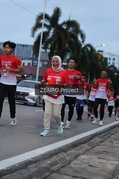 Runner Photo 1790671