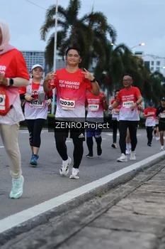 Runner Photo 1790686
