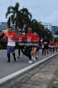 Runner Photo 1790702