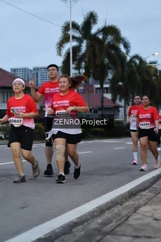 Runner Photo 1790746