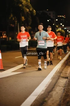 Runner Photo 1790750