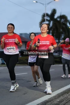 Runner Photo 1790765