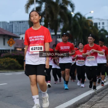 Runner Photo 1790828