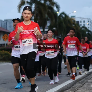Runner Photo 1790831