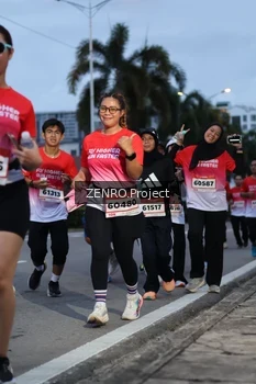 Runner Photo 1790849