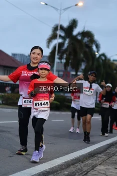 Runner Photo 1790887