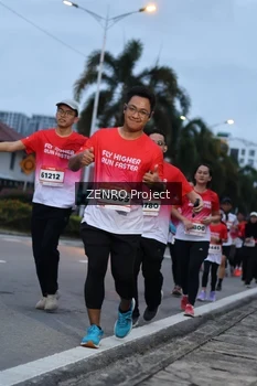 Runner Photo 1790888