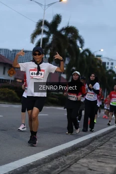 Runner Photo 1790902