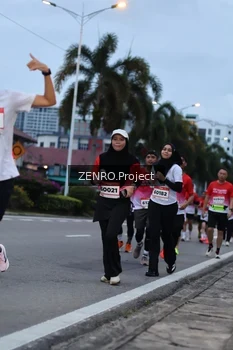 Runner Photo 1790904