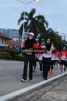 Runner Photo 1790909