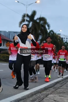 Runner Photo 1790922
