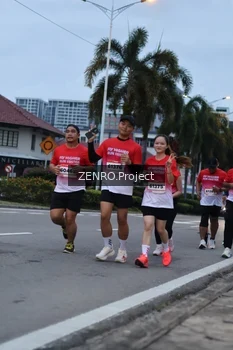 Runner Photo 1790961