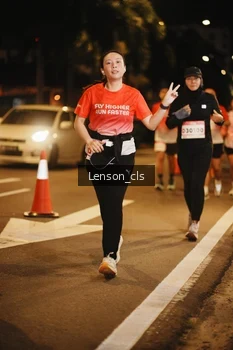 Runner Photo 1791124