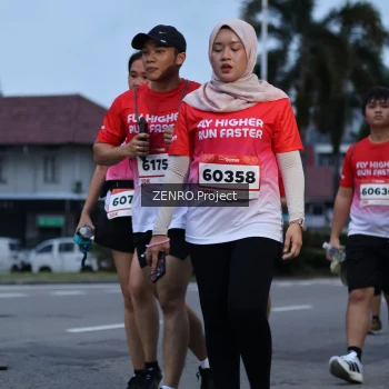 Runner Photo 1791238