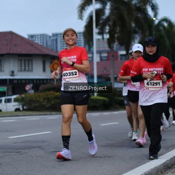 Runner Photo 1791673