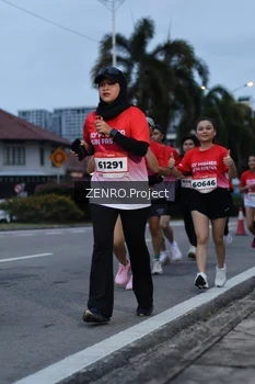 Runner Photo 1791683