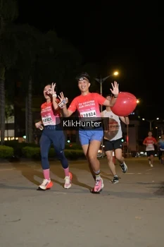 Runner Photo 1792021