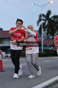 Runner Photo 1792162