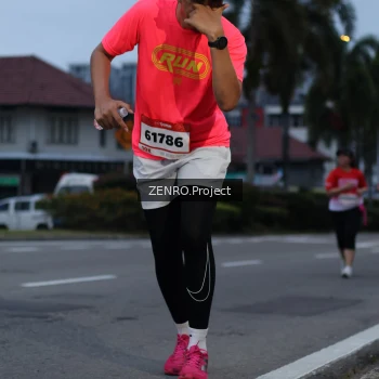 Runner Photo 1792184
