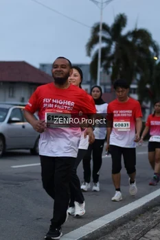 Runner Photo 1792244