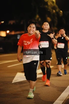 Runner Photo 1792320