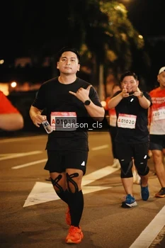 Runner Photo 1792332