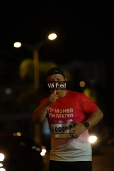 Runner Photo 1792484