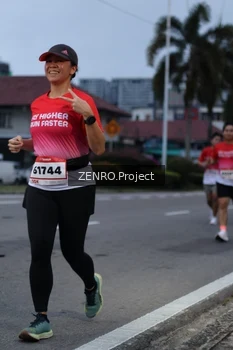 Runner Photo 1792517